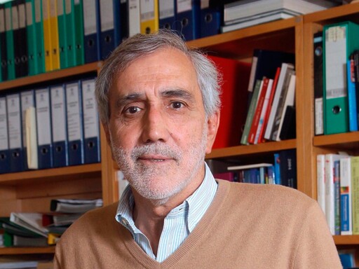 José A. Guimarães Morais recebe distinção da Associação Americana de Cientistas Farmacêuticos