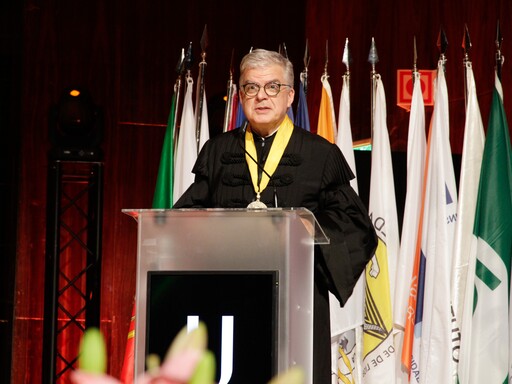 Professor Fausto Pinto condecorado com o grau de Grande-Oficial da Ordem da Instrução Pública
