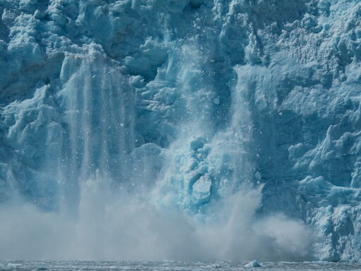 Colapso de parte do glaciar